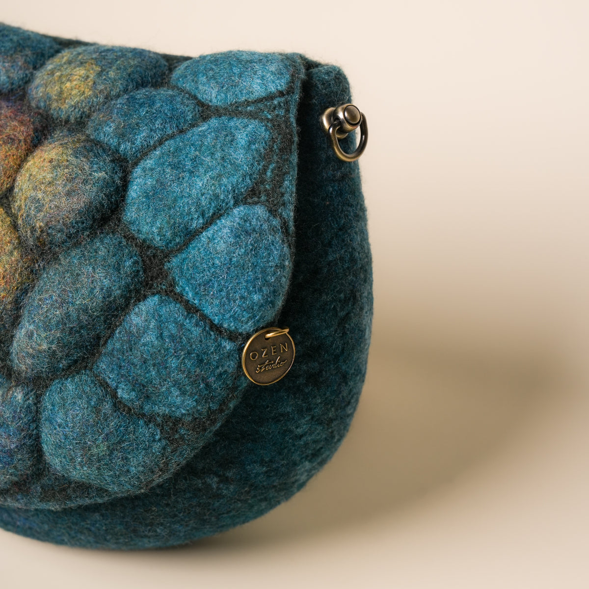 Pebbles Saddle Bag, handmade wet-felted wool, studio photo 2