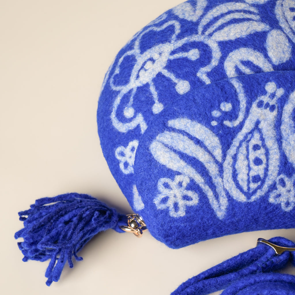 Mare Saddle Bag by Frida Åberg, handmade wet-felted wool, studio photo 3